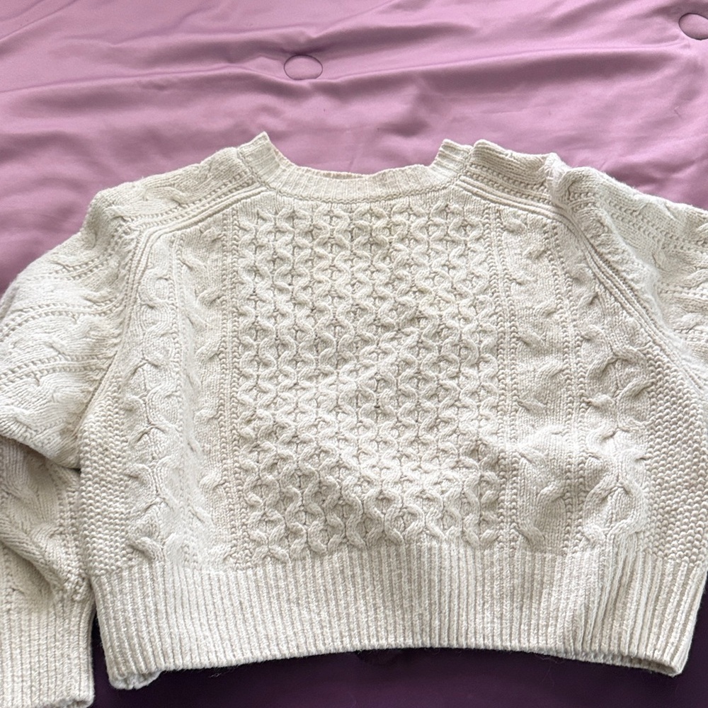 Universal Thread Women's Off-White Cable Knit Sweater